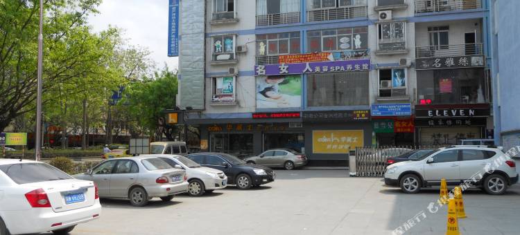 云浮君临酒店图片