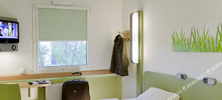 巴黎拉德芳斯库尔布瓦宜必思快捷1号酒店(Ibis Budget Courbevoie Paris la Défense 1)图片