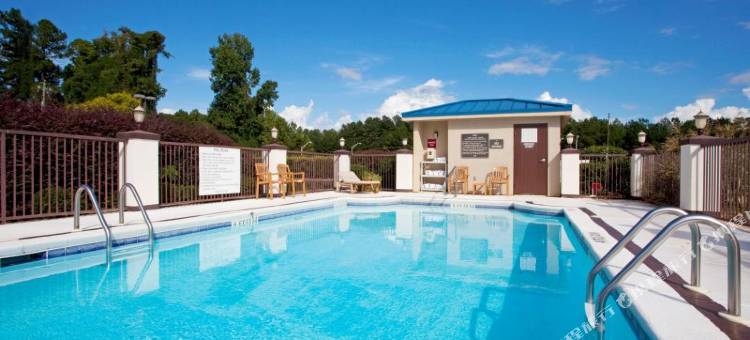 拉格朗日I-85拉昆塔温德姆套房酒店酒(La Quinta Inn & Suites by Wyndham LaGrange / I-85)图片