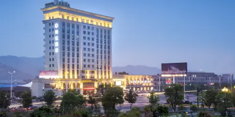 博悅酒店(上饒站五三中大道店)