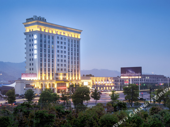 博悦酒店(上饶站五三中大道店)