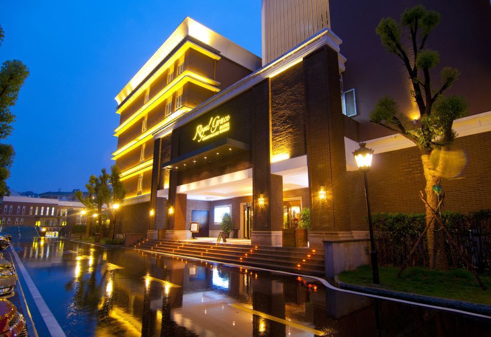 Royal Grace Hotel Optice Valley WuhanHotel Overview