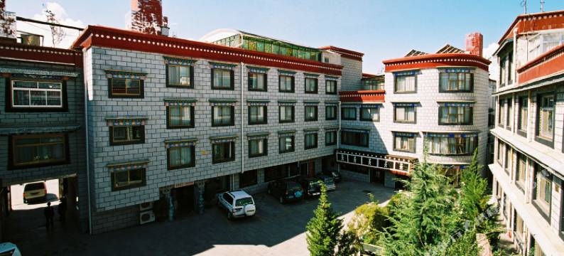 拉萨亚宾馆图片