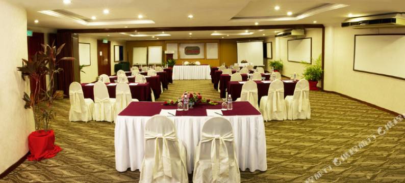 天堂沙滩度假村(Rainbow Paradise Premium Resorts)图片