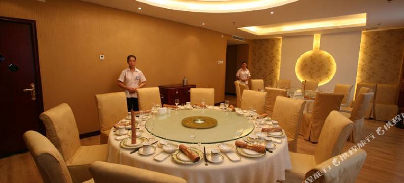 承德宽城蟠龙湖大酒店(蟠龙湖景区店)图片