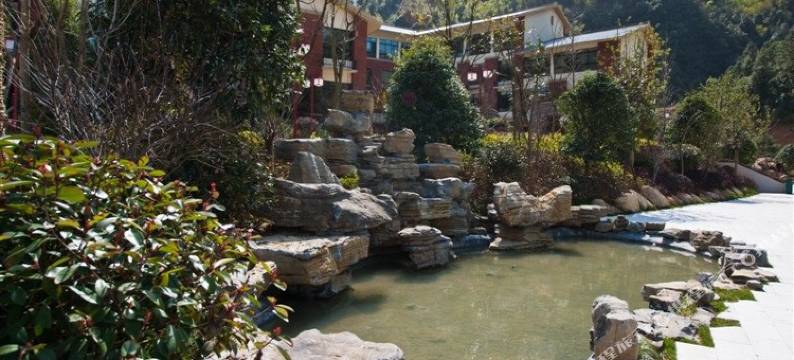 三清山云游山居图片