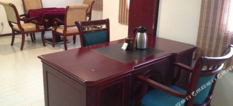 康飒酒店(芒康曲孜卡店)图片