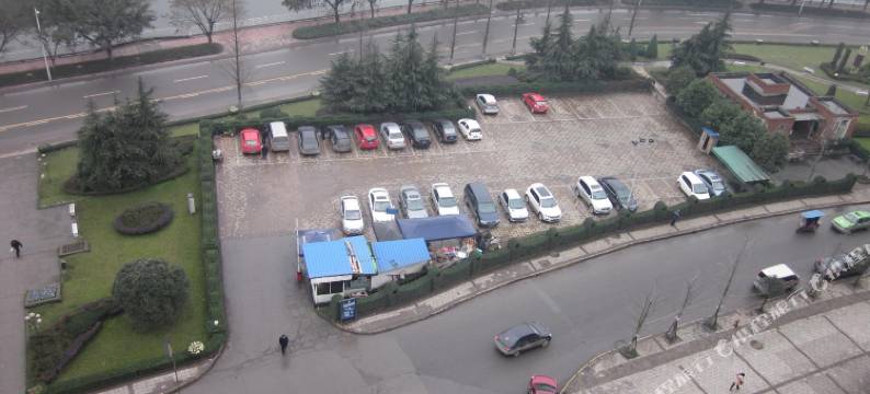 自贡雄飞锦绣花园酒店图片