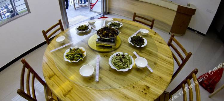 张家界馨颖客栈图片