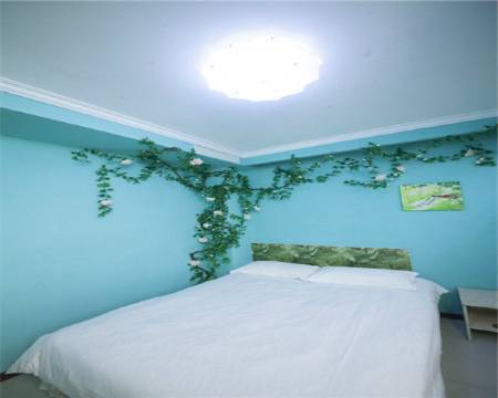 摩登房客时尚旅馆(烟台清泉路店)