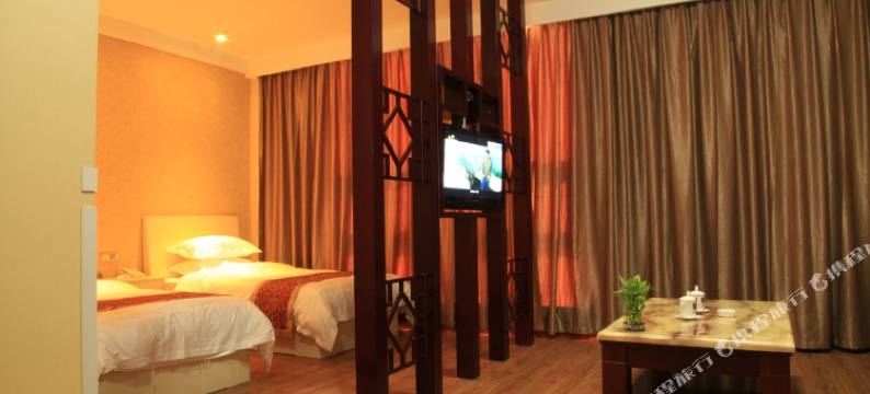 龙口艺华酒店图片