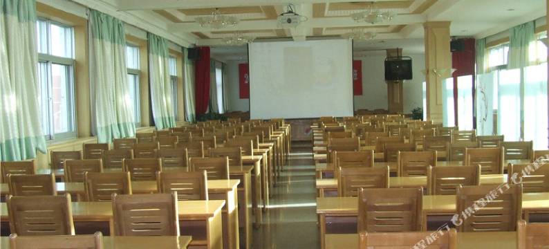 阿拉善左旗沙漠王酒店图片