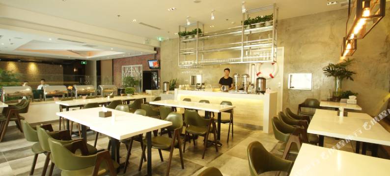 景里红驿栈酒店(北京东直门三里屯店)图片