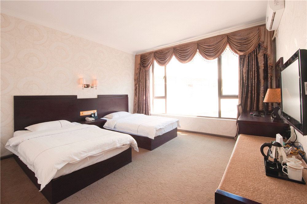 Li Jiang Shi Da He Jiu Dian Jing Ying Guan Li You Xian Gong - 