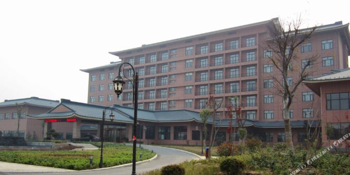 地址(位置,怎么去,怎么走):  河南省新乡市长垣县五洲大酒店(宏力大道