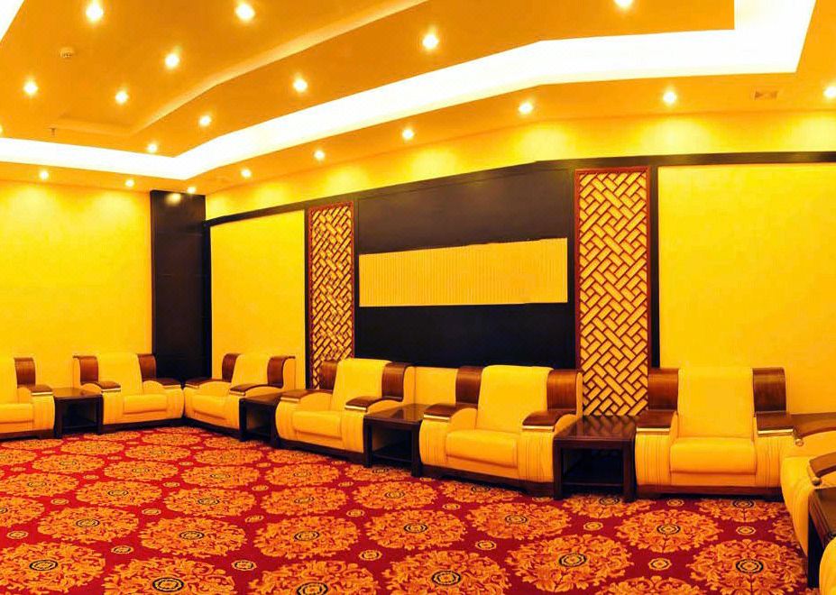 Holiday International Hotel Hotel Overview