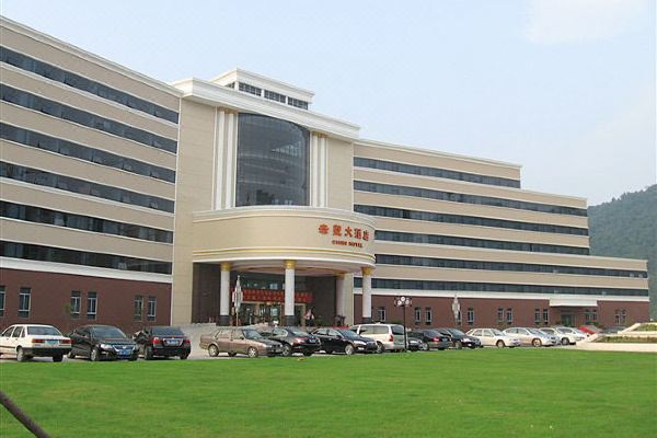 赤壁大酒店