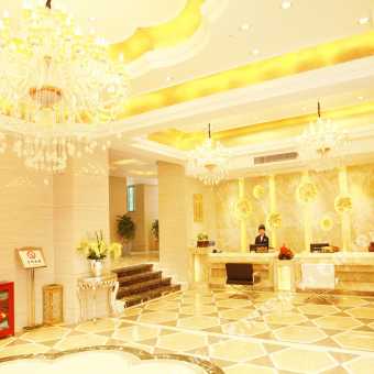 忠县婚纱店_忠县三汇中学图片