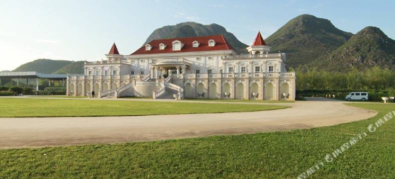 普者黑太阳魂酒店图片