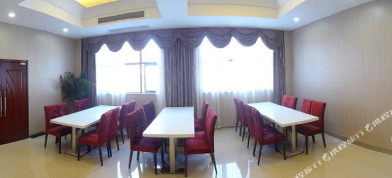 武汉华晨假日宾馆图片