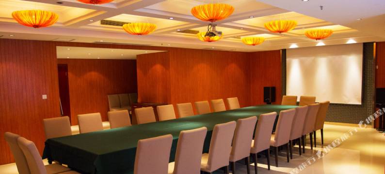 星光假日酒店(郑州二七广场东大街地铁站店)图片