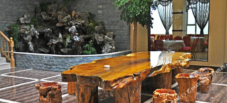 丽江溪语湖畔酒店图片