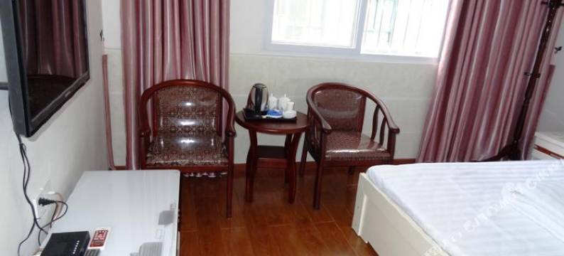 玉苑商务酒店(雅安茶都大道店)图片