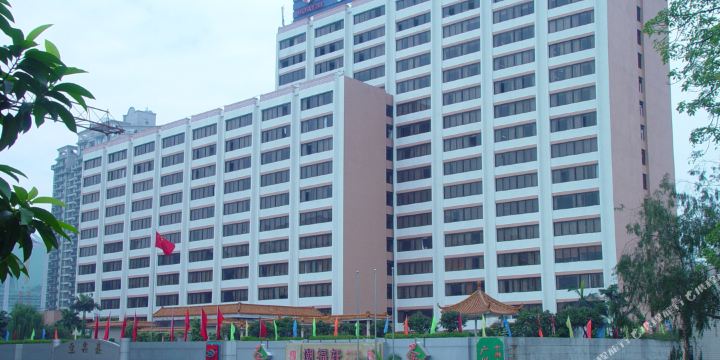 标签: 宾馆三星级星级酒店 华泰宾馆