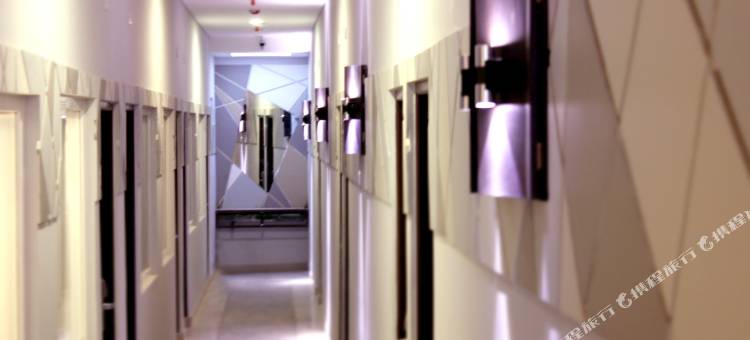 捷兰蒂克库塔尼奥酒店(Hotel Neo - Kuta, Jelantik)图片