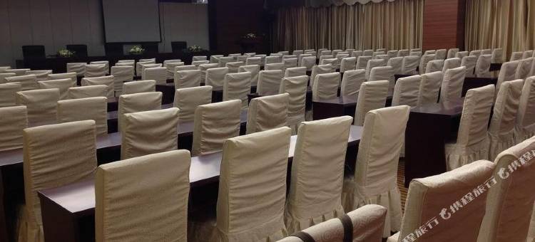 石棉维仕登大酒店图片
