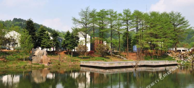 余姚仰天湖山庄图片