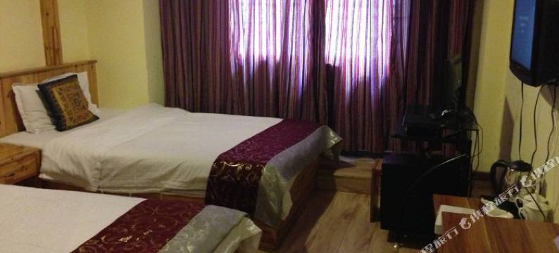 雅安格外阳光主题酒店图片