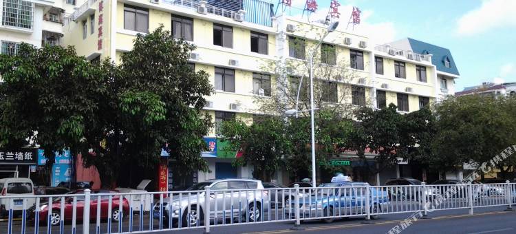 三亚博海宾馆(三亚湾解放路步行街店)图片