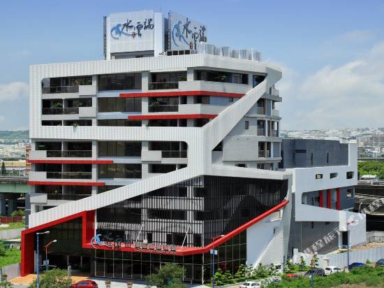 台中水雲端旗艦概念旅館