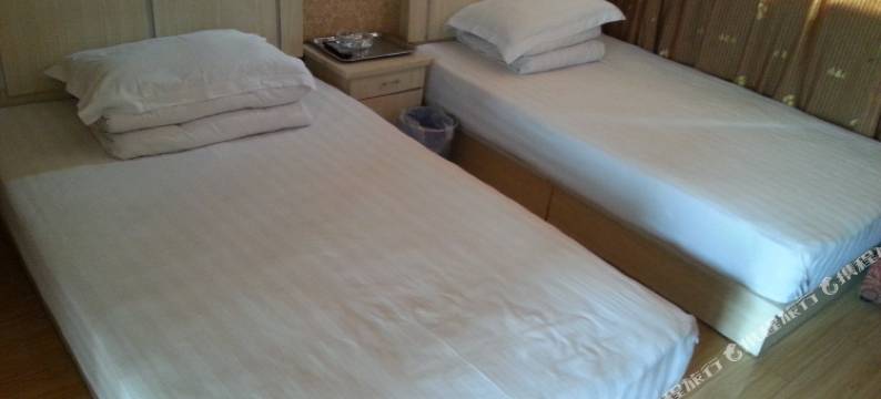 红乐园旅馆(古田二路地铁站凯德广场西城店)图片