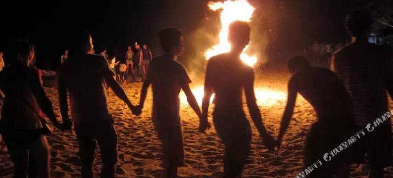 平潭情侣阁露营帐篷图片