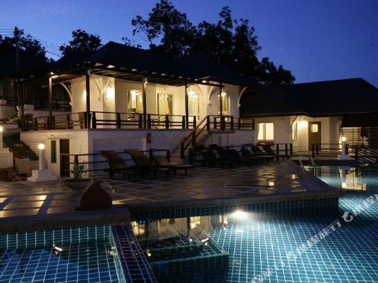 阿爾絲蘭鬆度假村