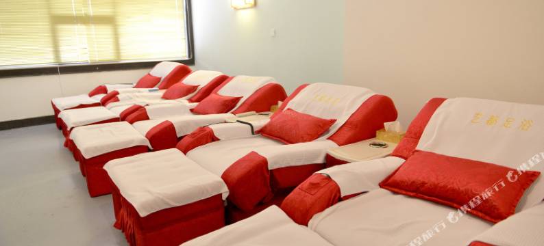 华宁金洲酒店图片