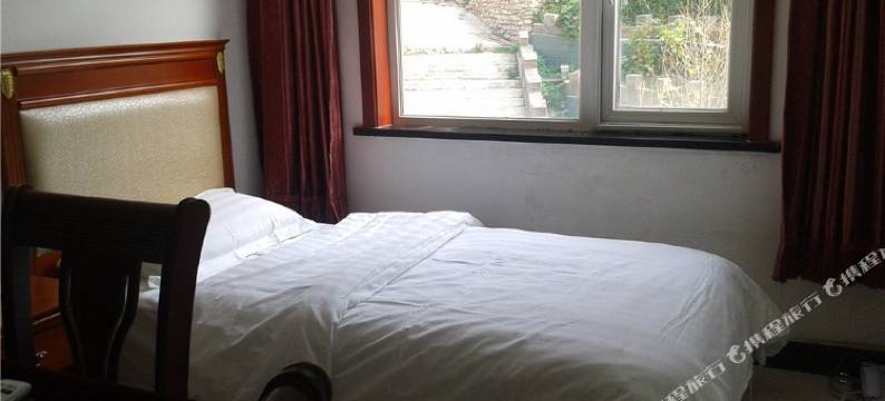 北京石花洞景区颐康山庄图片