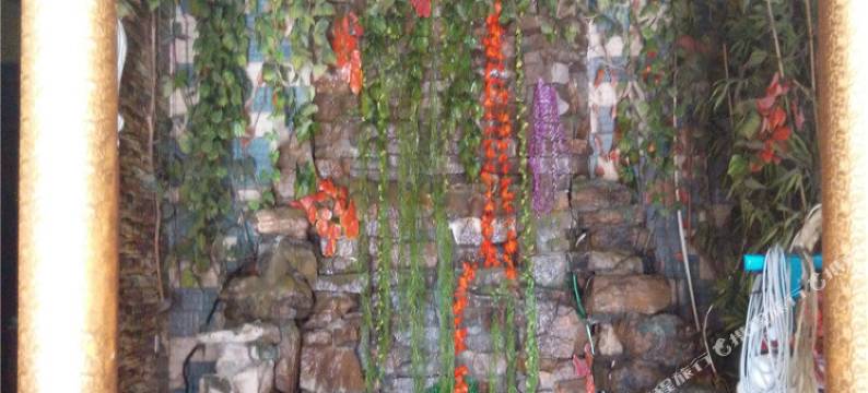 滦平酔红颜宾馆图片