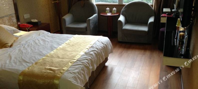 开江橄榄酒店图片