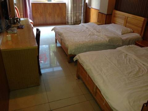 广安嘉誉商务宾馆