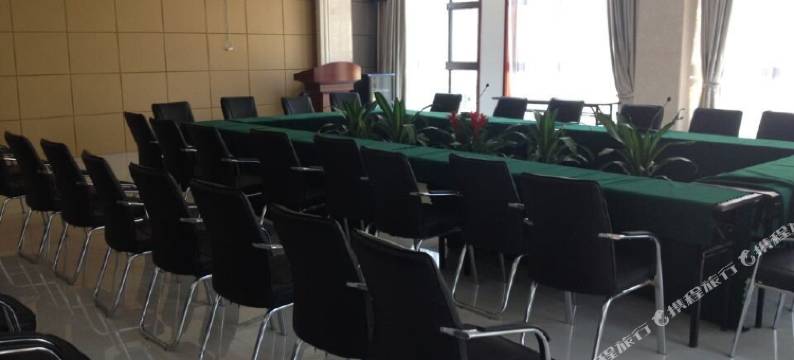 泗水安山春秀酒店图片