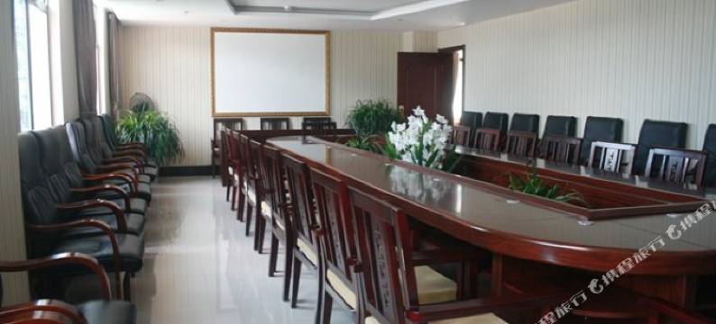 宁洱囍来银大酒店图片