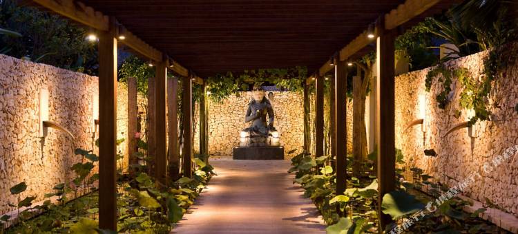 卡尔马坎达拉酒店(Karma Kandara)图片