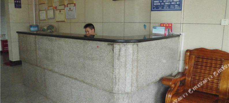 元江平安宾馆图片