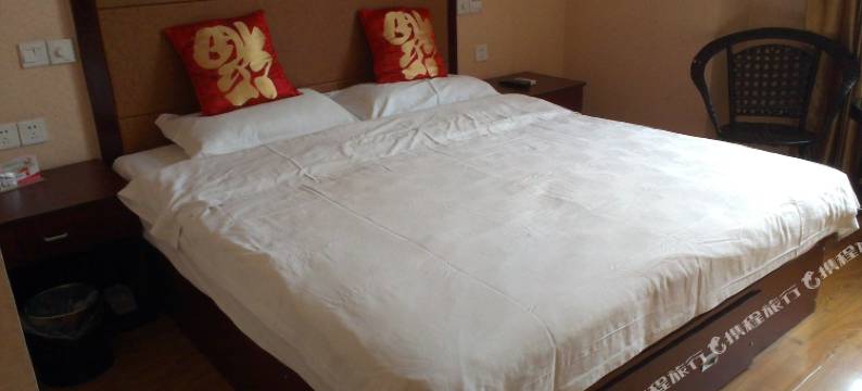 都江堰平安商务客栈图片