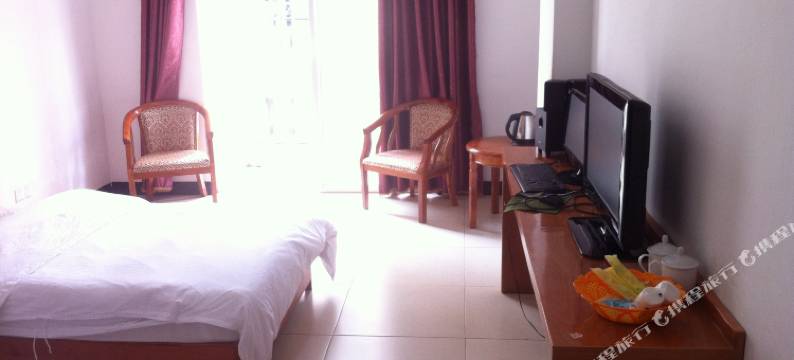 东兴四季便捷酒店(国门景区口岸店)图片