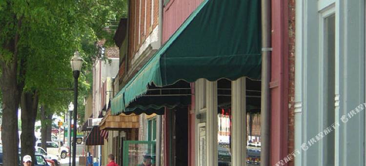 米利奇维尔拉昆塔温德姆套房酒店(La Quinta Inn & Suites by Wyndham Milledgeville)图片