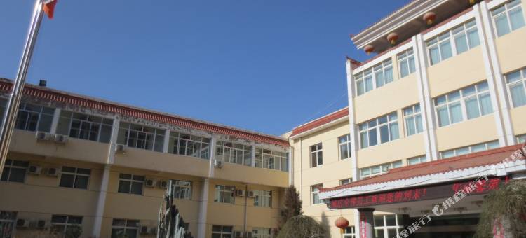 临洮华威馨苑大酒店图片